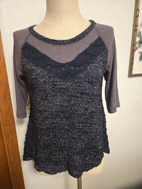 HAZEL Blue & Purple Three-Quarter Sleeve Top. Size Large.